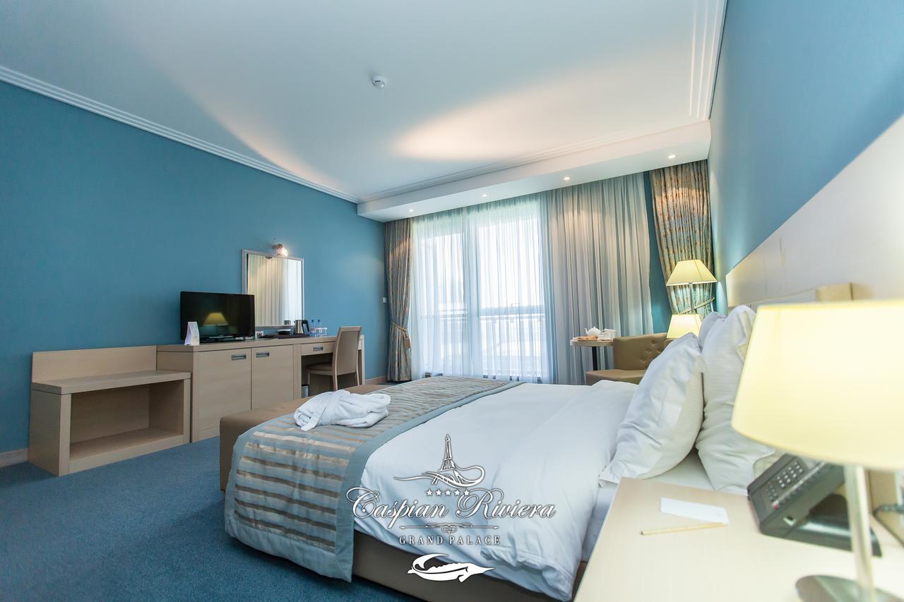 Caspian Riviera Grand Palace Hotel Ακτάου Εξωτερικό φωτογραφία A room at the hotel