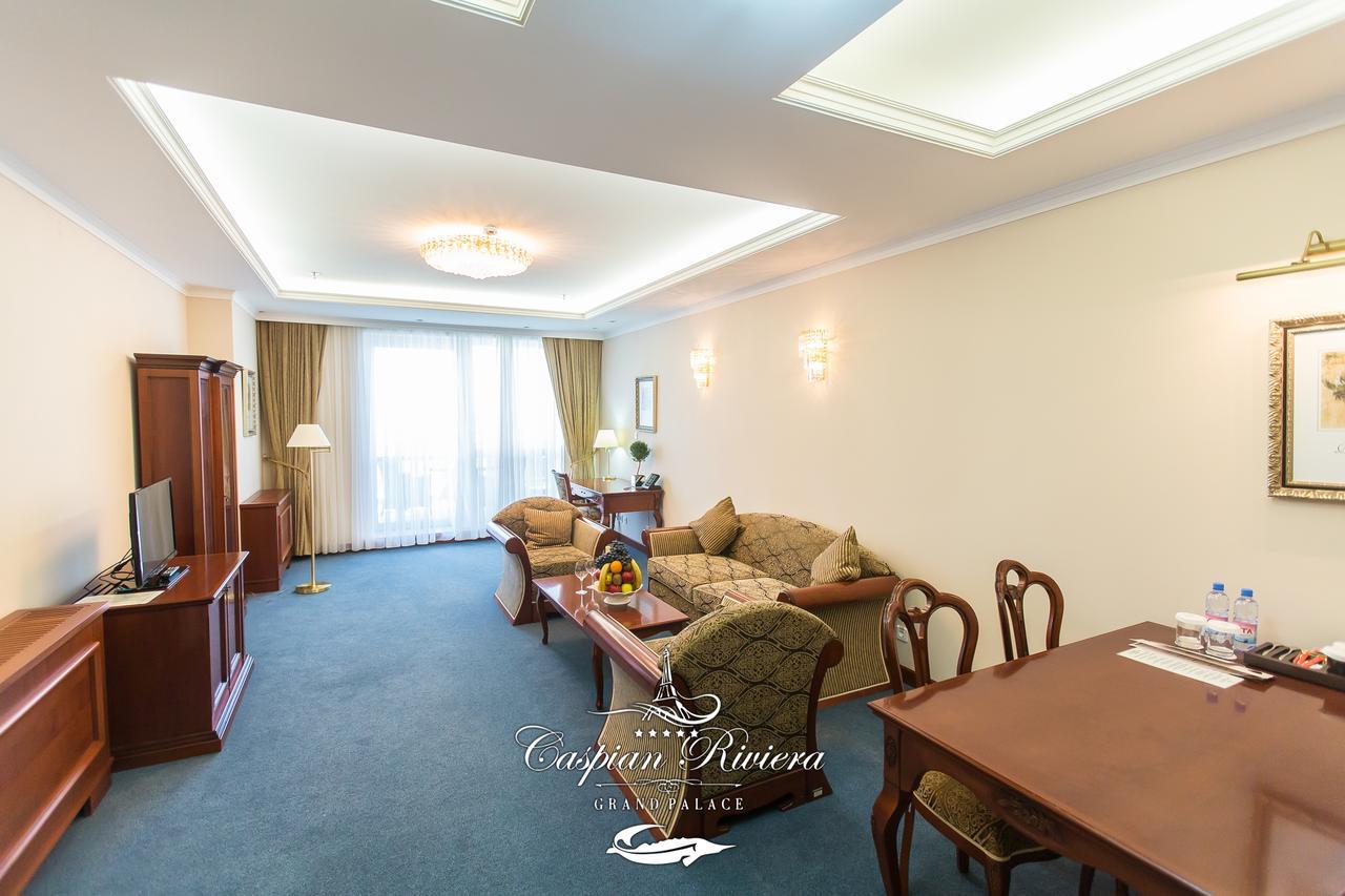 Caspian Riviera Grand Palace Hotel Ακτάου Εξωτερικό φωτογραφία Suite