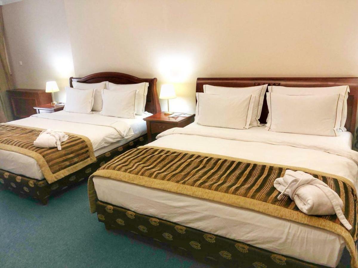 Caspian Riviera Grand Palace Hotel Ακτάου Εξωτερικό φωτογραφία